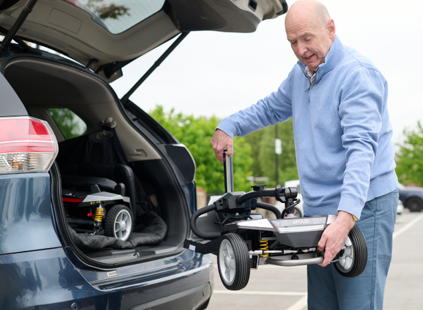 EFOLDI Cliq 10 kg lahek razstavljiv potovalni električni invalidski skuter - slika 33